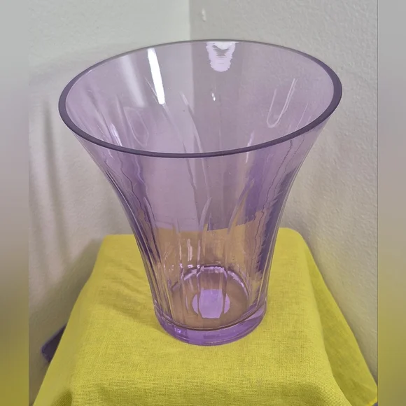 Vintage Lavender/Purple Ribbed Flared Glass Flower Vase FTD 6.5" - Picture 6 of 12